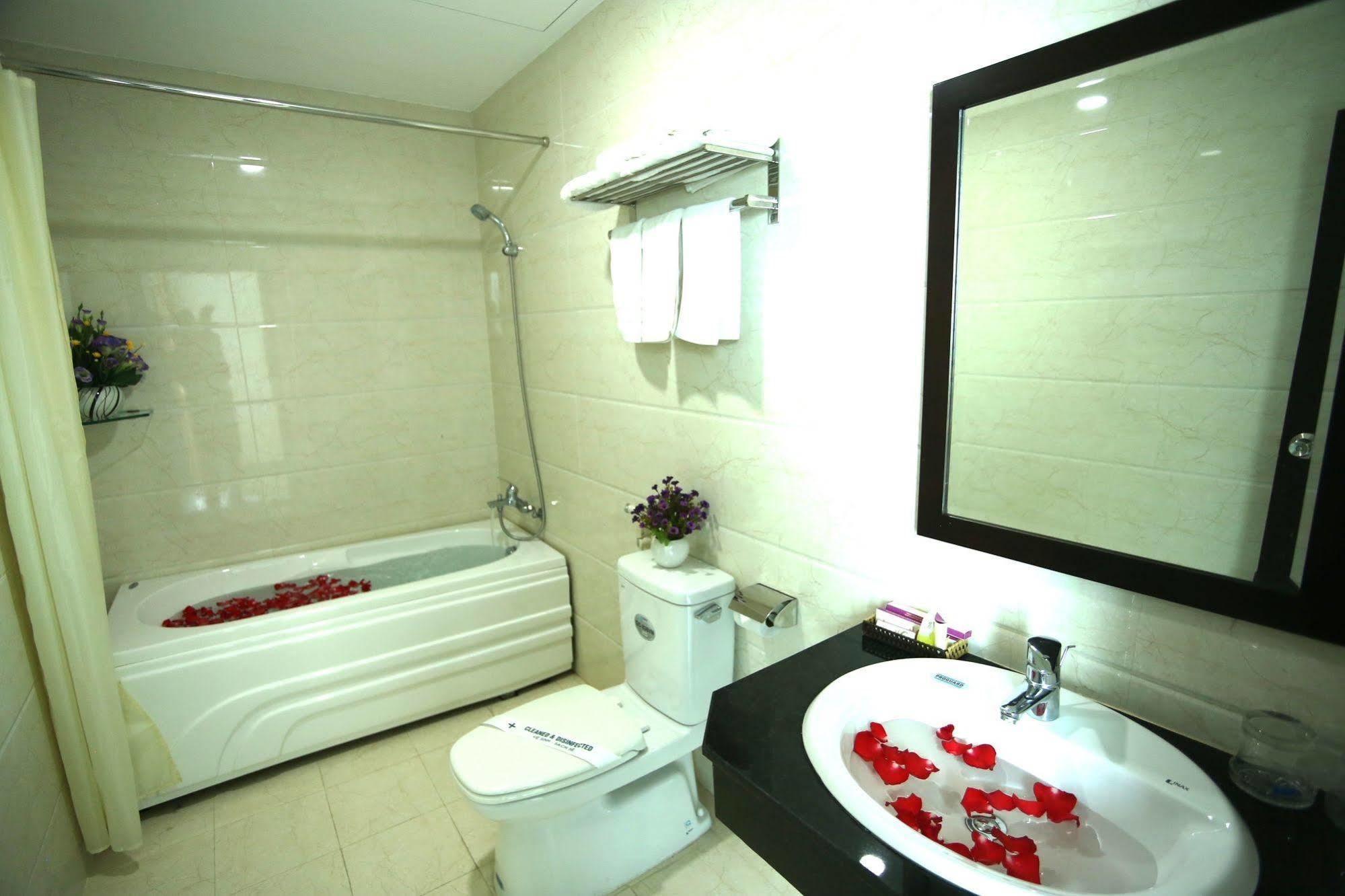 Huong Son Hotel Дананг Екстер'єр фото